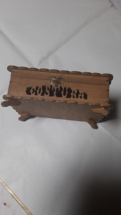 Sewing Box437436417992960001