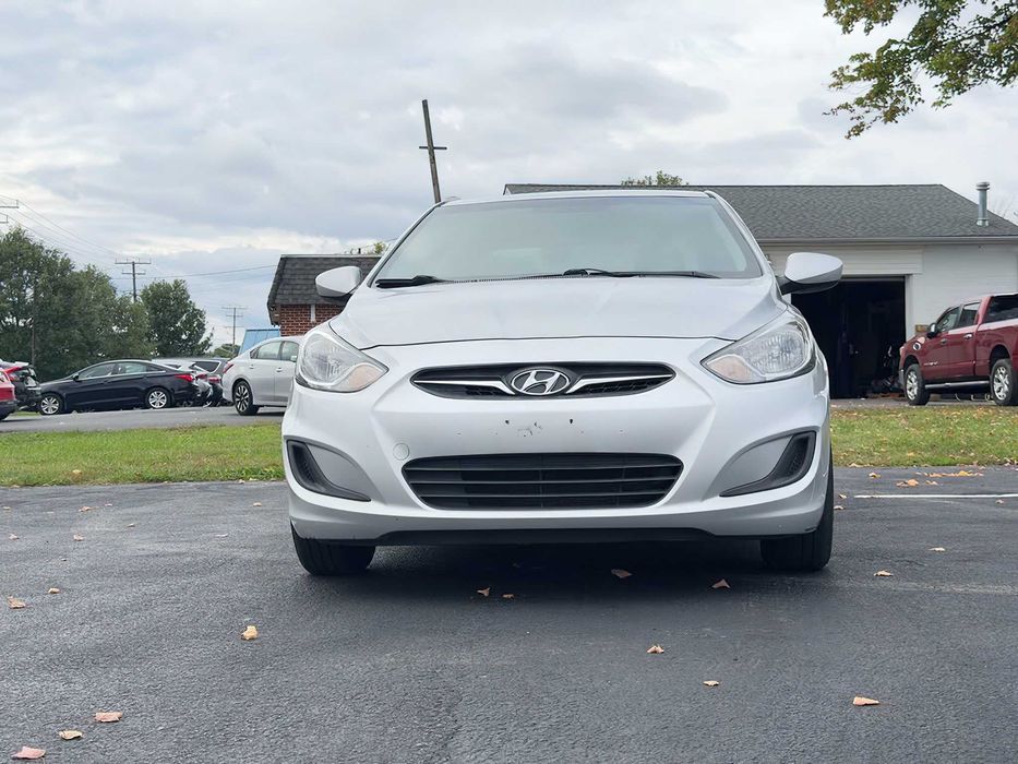 Hyundai Accent      2015