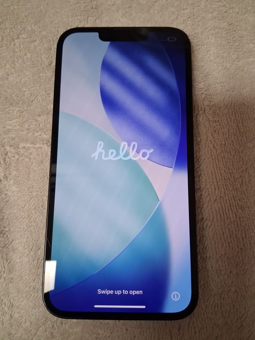 iPhone 13 APPLE (6.1'' - 128 GB - Meia-noite)