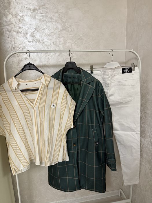 НоВА Calvin Klein s-2xl куртка бежева весна демі молочна пальто пуфер