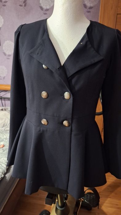 Marynarka dwurzedowa z baskinką granat roz 38