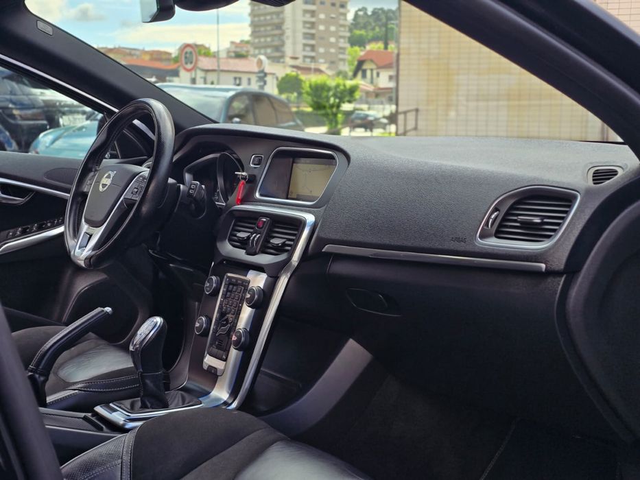 Volvo V40 R-design 1.6 D2 115Cv