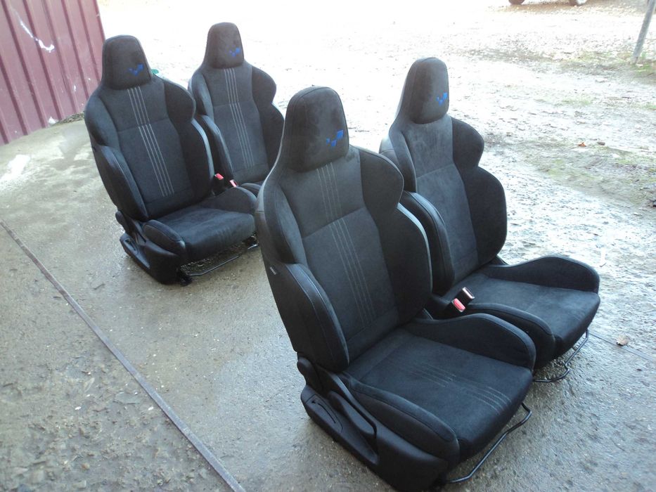 Renault Рено Меган 4 GT рекаро ковші шкіра алькантара сидіння мерс vw