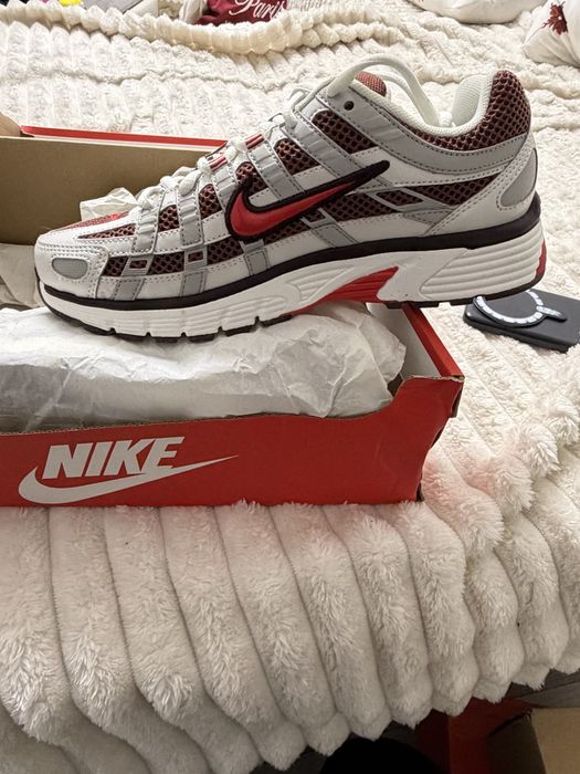 Nike   Novo p-6000