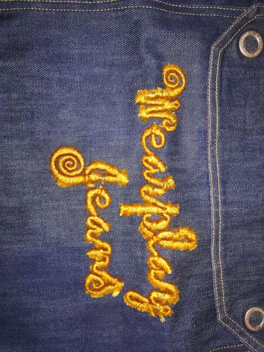 Mala em ganga da marca wearplay jeans.