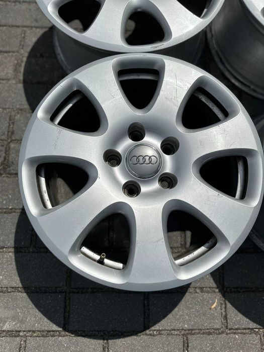 Felgi aluminiowe Audi 18'' 5x130 Q7 Touareg