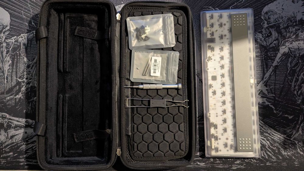 Кастомна преміальна механічна клавіатура Mode Envoy Polycarbonate GMK