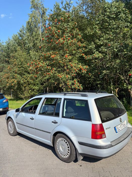 Фольксваген Гольф 4, 1.9 дизель. 2003 року. 280тис Пробіг. Для військовослужбовців