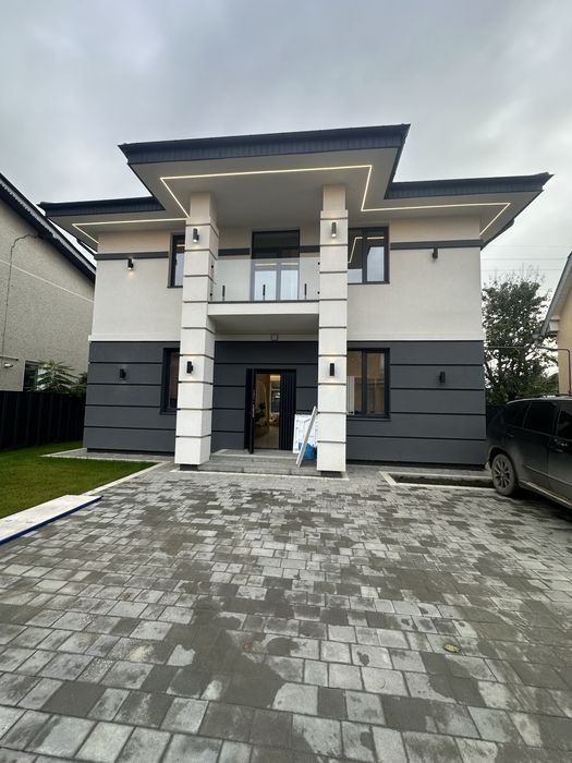 Продаж сучасного будиноку в с. Крихівці