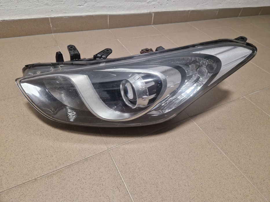 Lampy Hyundai i30 2012 komplet 92102-A6020