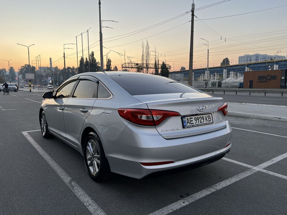Hyundai Sonata LF LPI