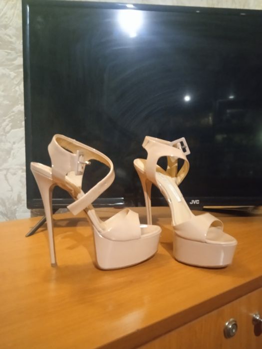 Продам Боссоножки  Vero Cuolo  Ganmarco Lorenzo