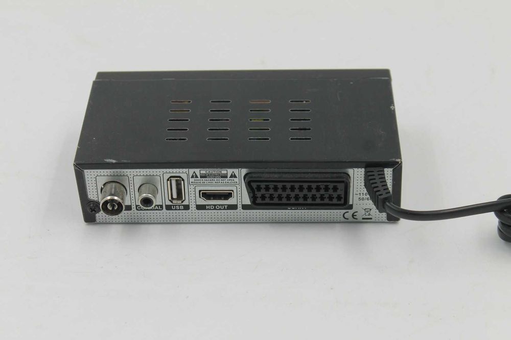 Dekoder DVBT-2 OPTICUM NSE komplet