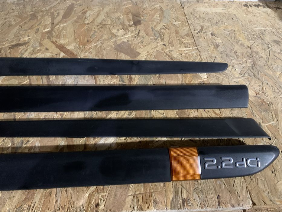 Reno Laguna 2 . Молдинги. Запчастини