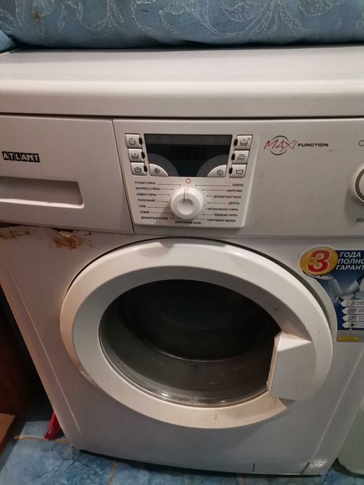Продам стиралку на запчасти