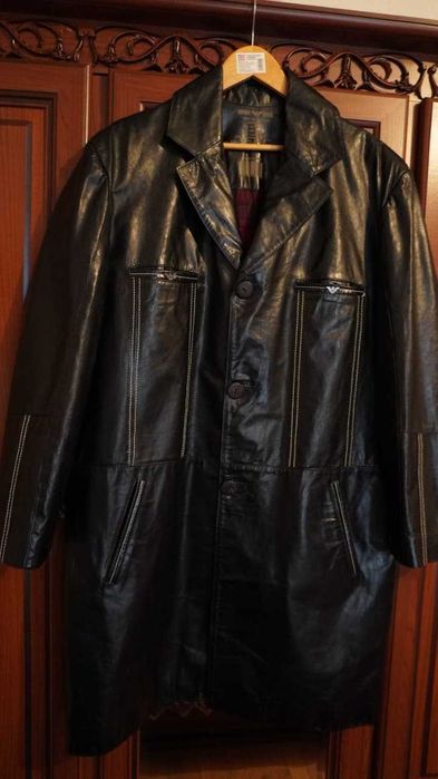 Пальто шкіряне Armani