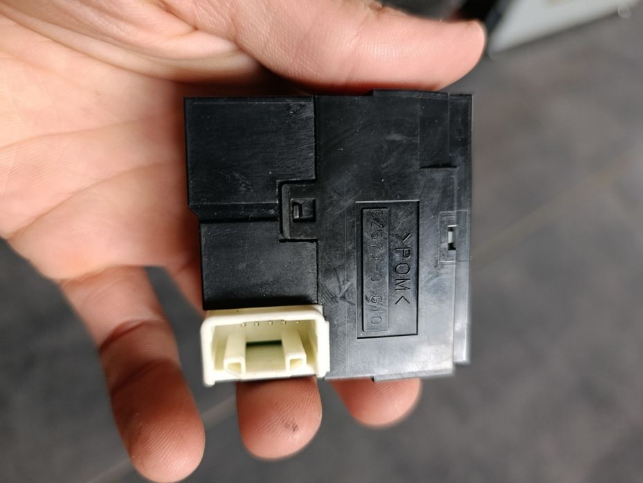 Датчик угла поворота руля Lexus, Toyota ремонт