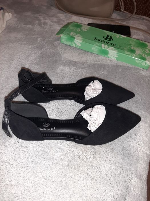 Балетки нові велюр.