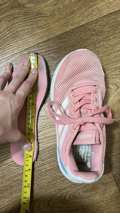 Кросівки для дівчинки adidas 34 розмір