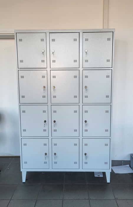 Szafa depozytowa metalowa / 12 szafek na klucz
Szafa SP400-012/480N703
