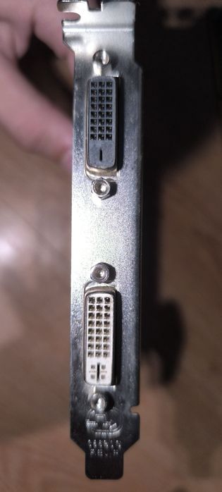 Видеокарта 1GB AMD DDR3