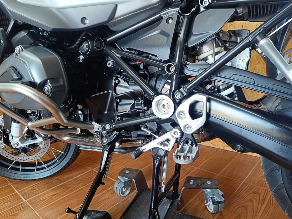 BMW R1200 GS Adventure TFT GPS Akrapovic e Financiamento