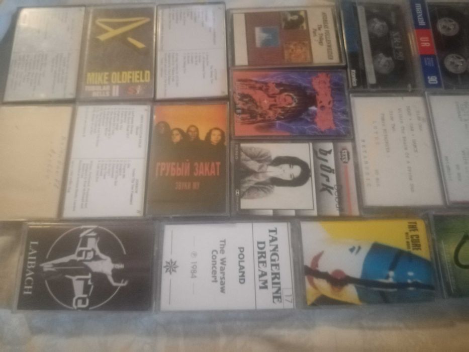 Аудиокассеты с записью