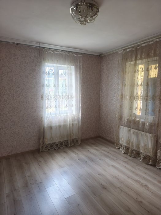 Продаж житлового будинку в центрі міста Малин (вул. Винниченка)