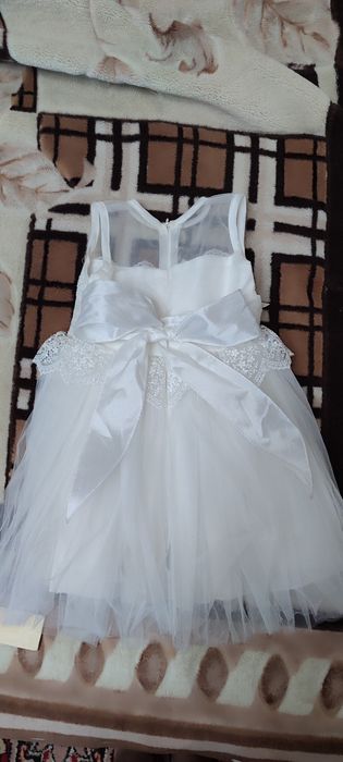 Шикарна сукня на 1 рік