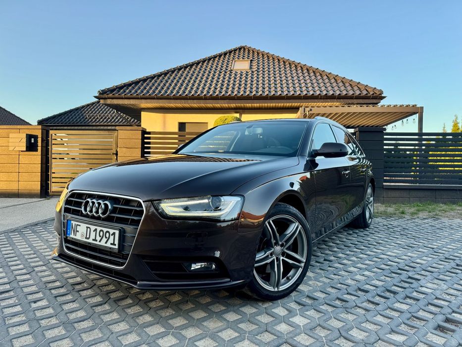 Audi A4 Avant Lift 2.0TDI 143KM CR SportPakiet/ Alu18/ Navi3G+/ Bi-xenon/ Led