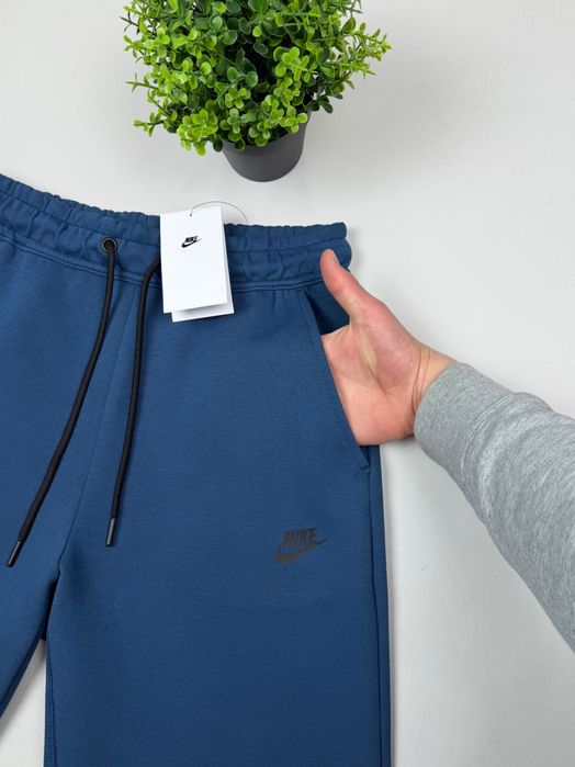 Шорти Nike tech fleece шорты найк теч флис течики