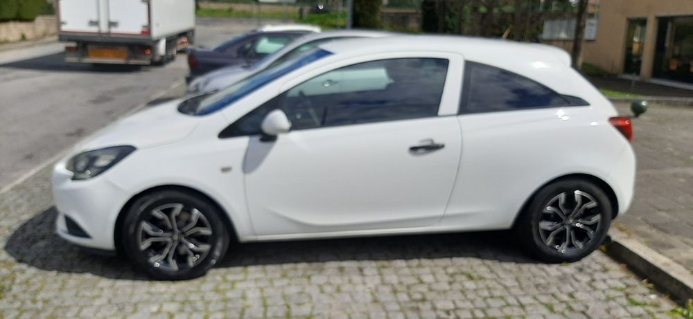 Opel Corsa E 1.3 cdti comercial
