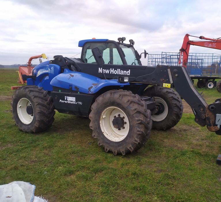 New Holland LM 435 jak JCB Manitou merlo