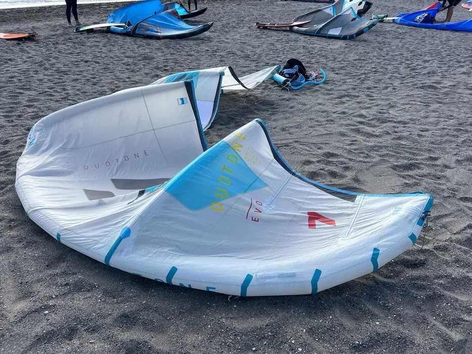 Kitesurfing Duotone EVO z 2020 roku 7m2