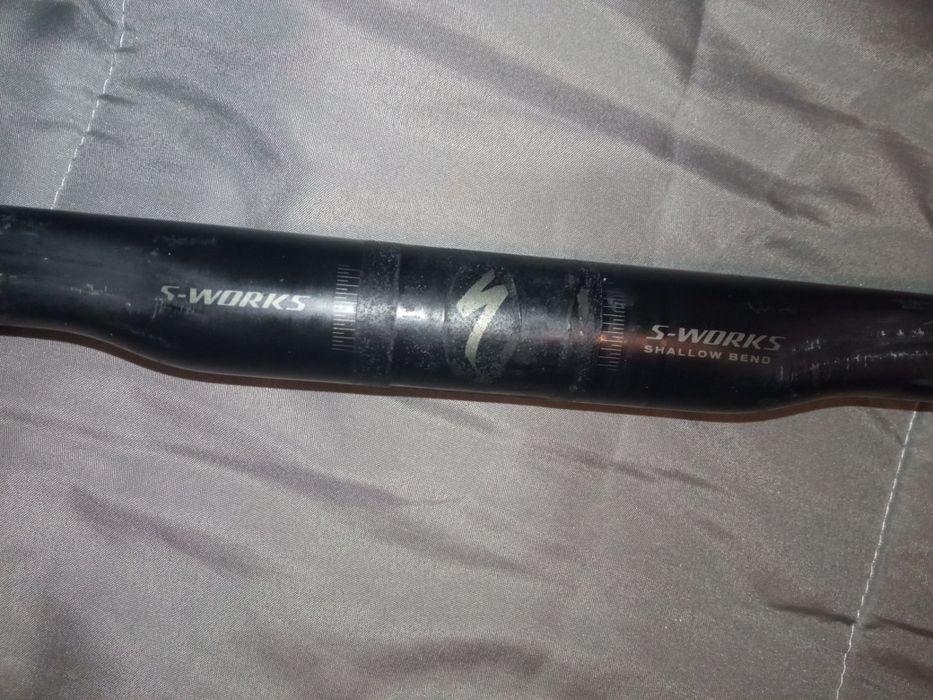 Guiador de carbono S-Works Fact Carbon Shallow Bend