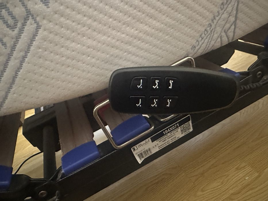 Cama Articulada com comando e apoio