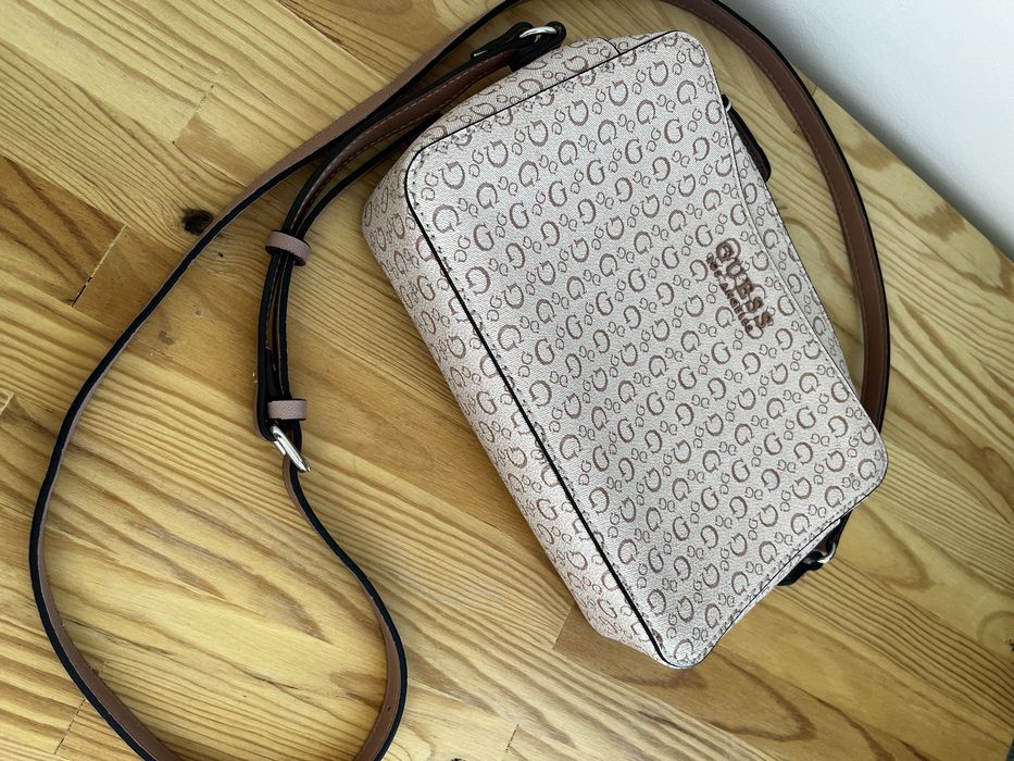 Mala Guess (Shoulder Bag)
