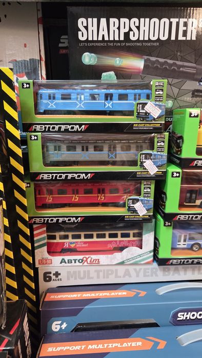 Металевий поїзд, вагон металевий Метро,  поїзд металевий метро