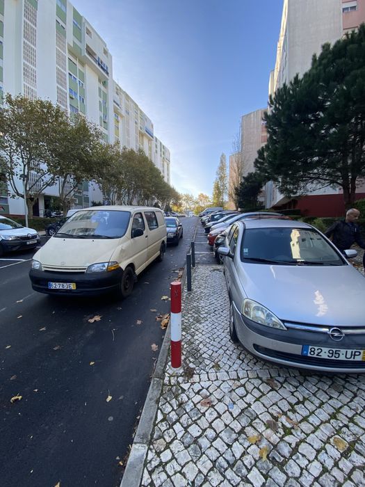 Alugo garagem em Santo antonio dos Cavaleiros