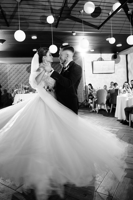 Весільна сукня Rara Avis long Levi