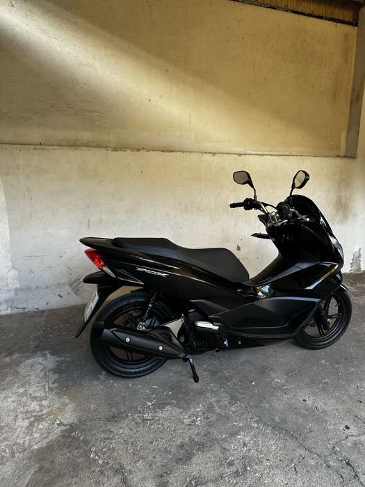 Honda Pcx 125 JF57 apenas 3500km