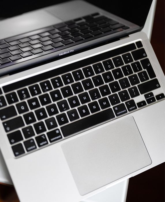 MacBook Pro 13” stan idealny