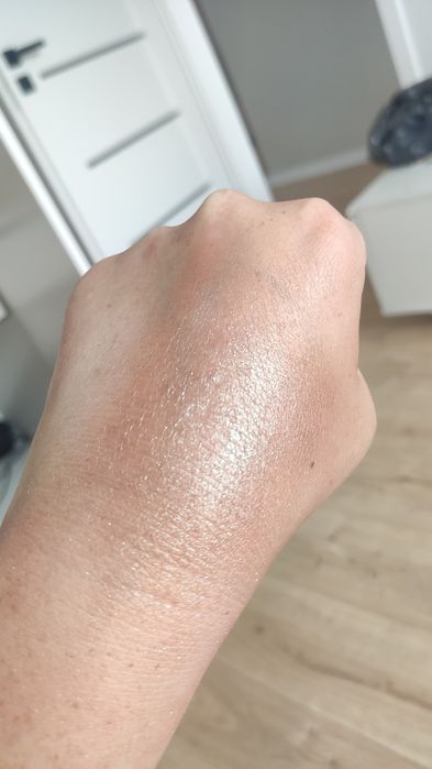 Sypki cień do powiek kameleon Focallure