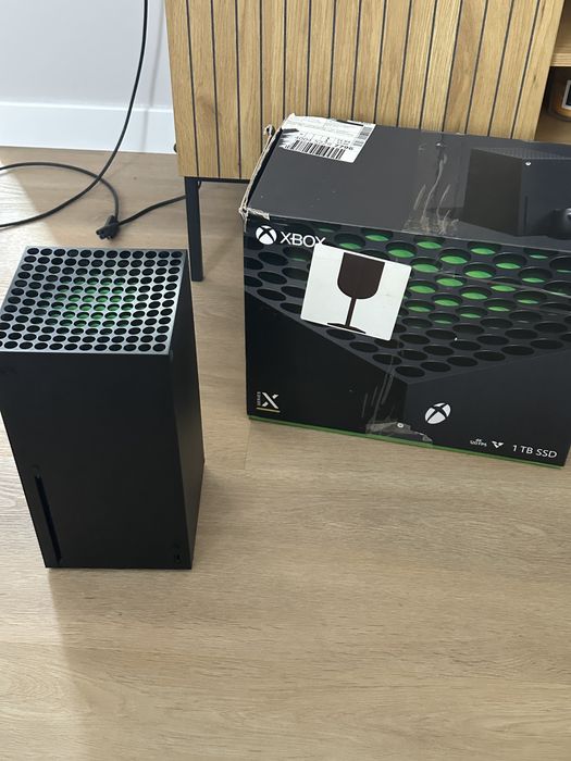 Xbox series X без геймпаду