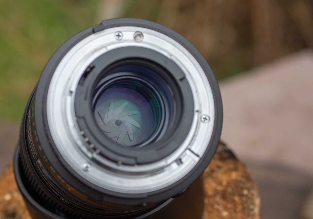 Об'єктив Tamron SP Di macro 90 2.8 для дзеркалок Nikon.