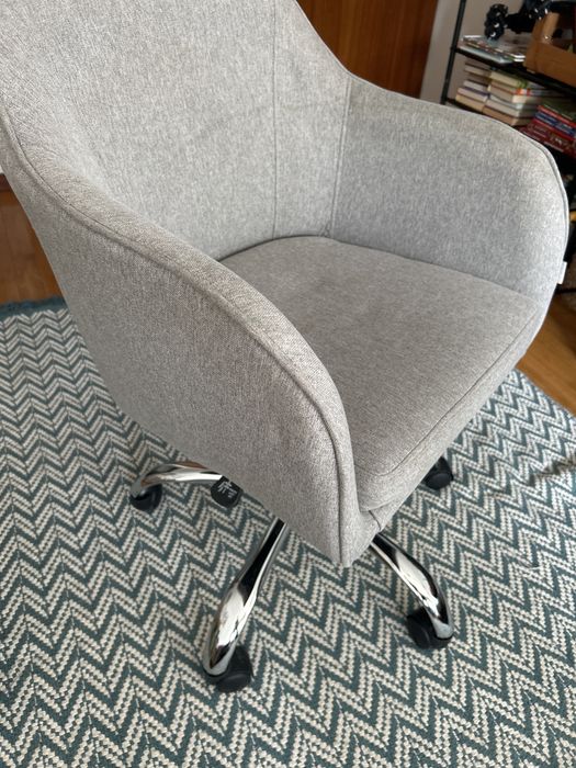 Cadeira escritorio com rodas Kasa