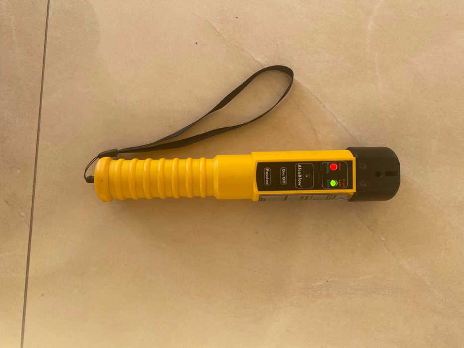 alkomat bezkontaktowy Alcoblow