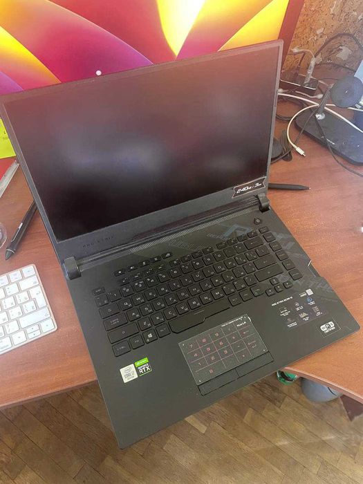 Продам ноутбук ROG STRIX SCAR 15 G532LW