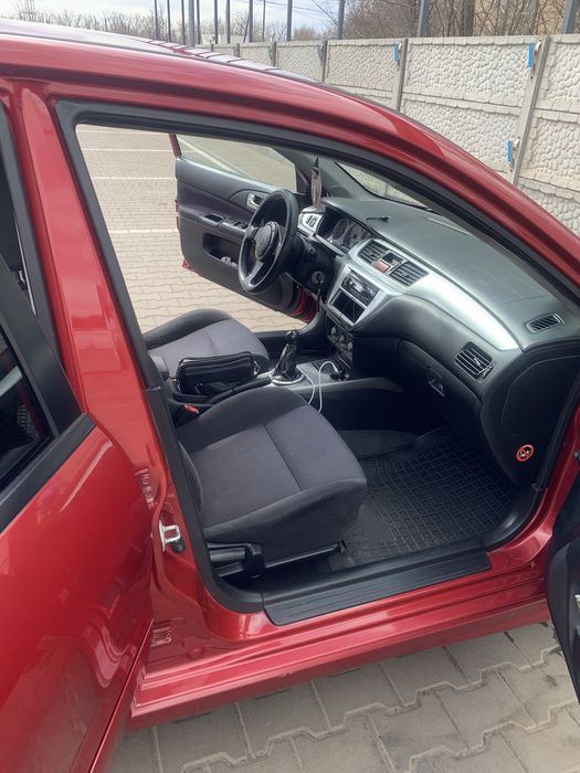 Продам Lancer 9.