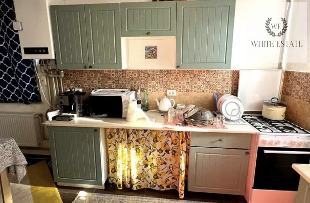 Продаж 2 поверхового будинку у с. Смиківці